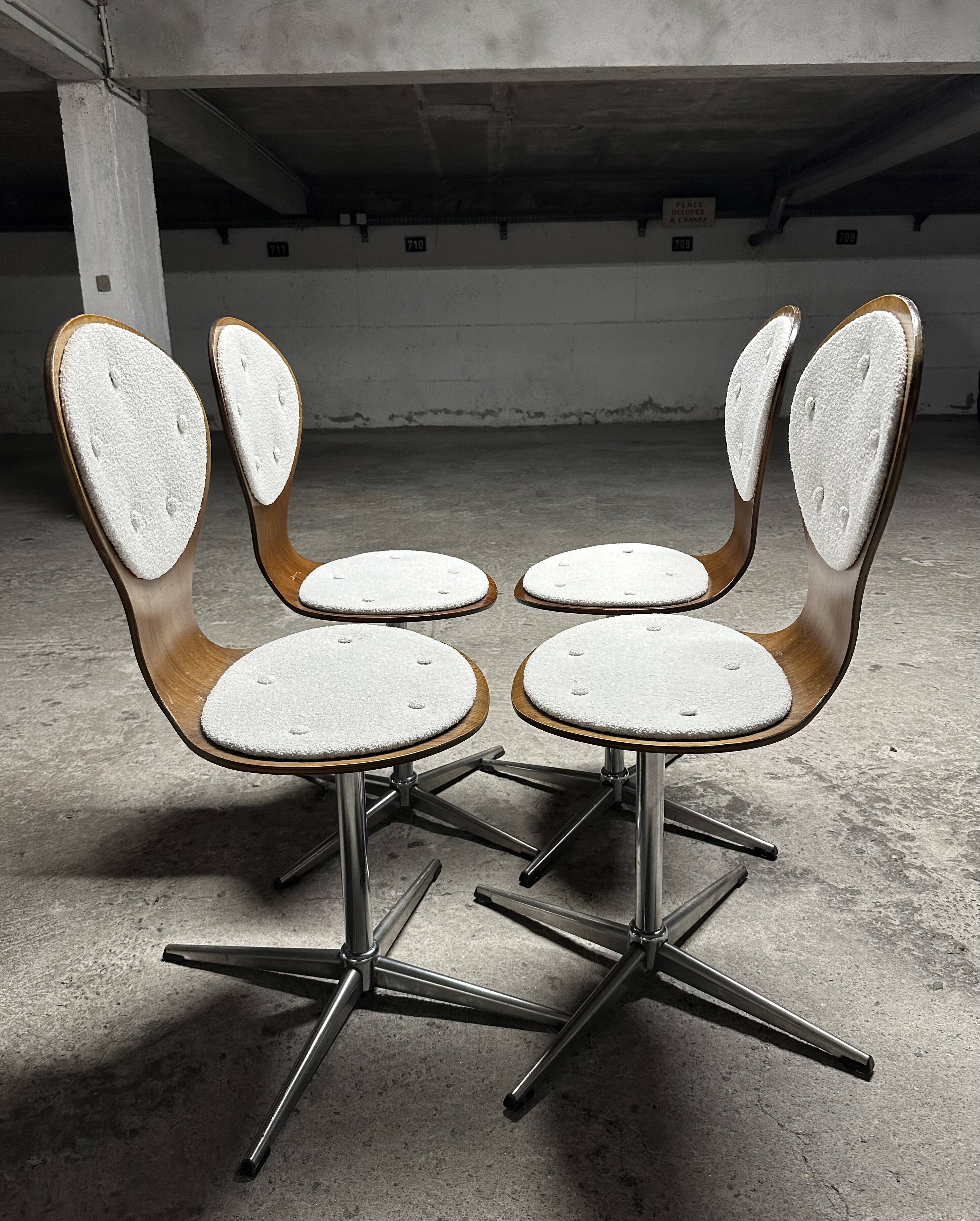 Suite de 4 chaises vintage bois cintré et palissandre. Allemagne, années 60