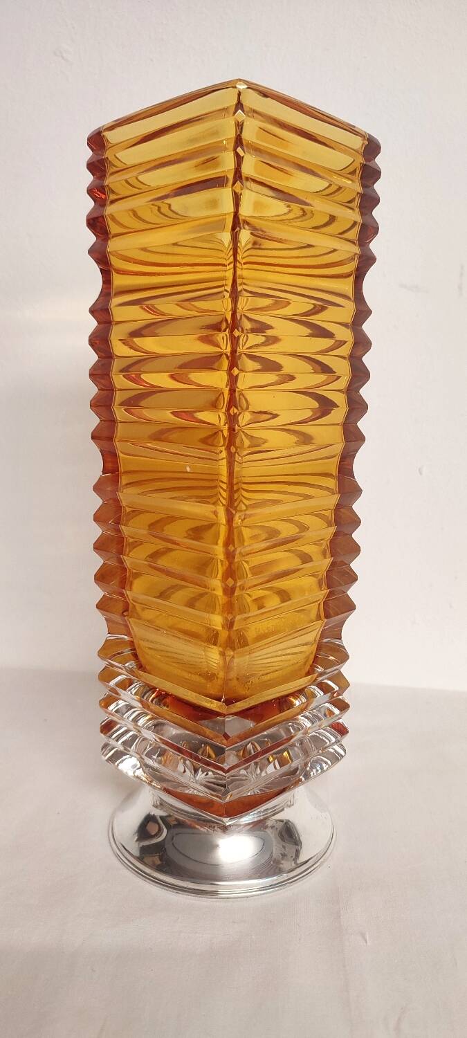 Jarrón de cristal con base de plata. Italia, 1970s