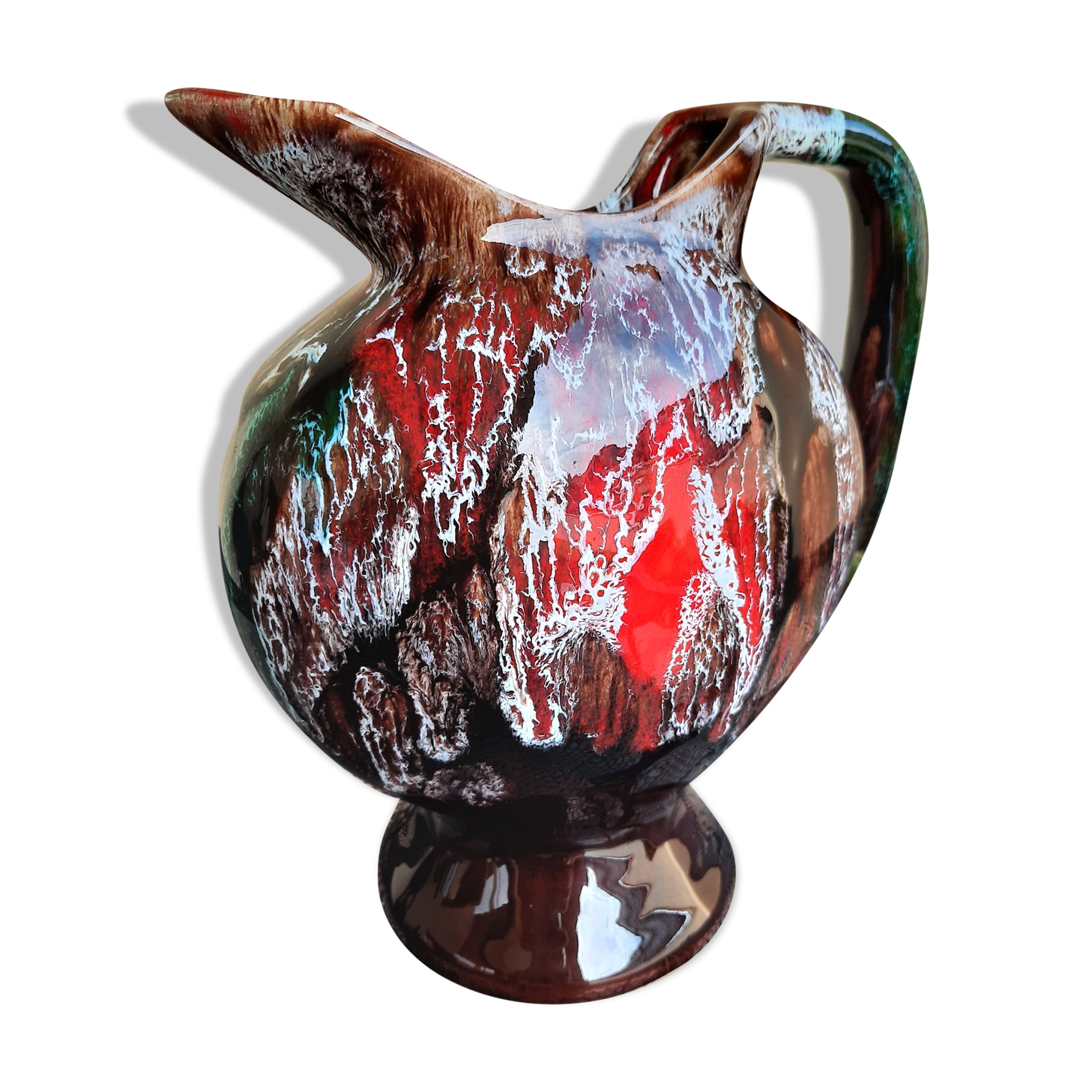 Earthenware pitcher signed vallauris, brown, orange, green, flammé décor, tbe.