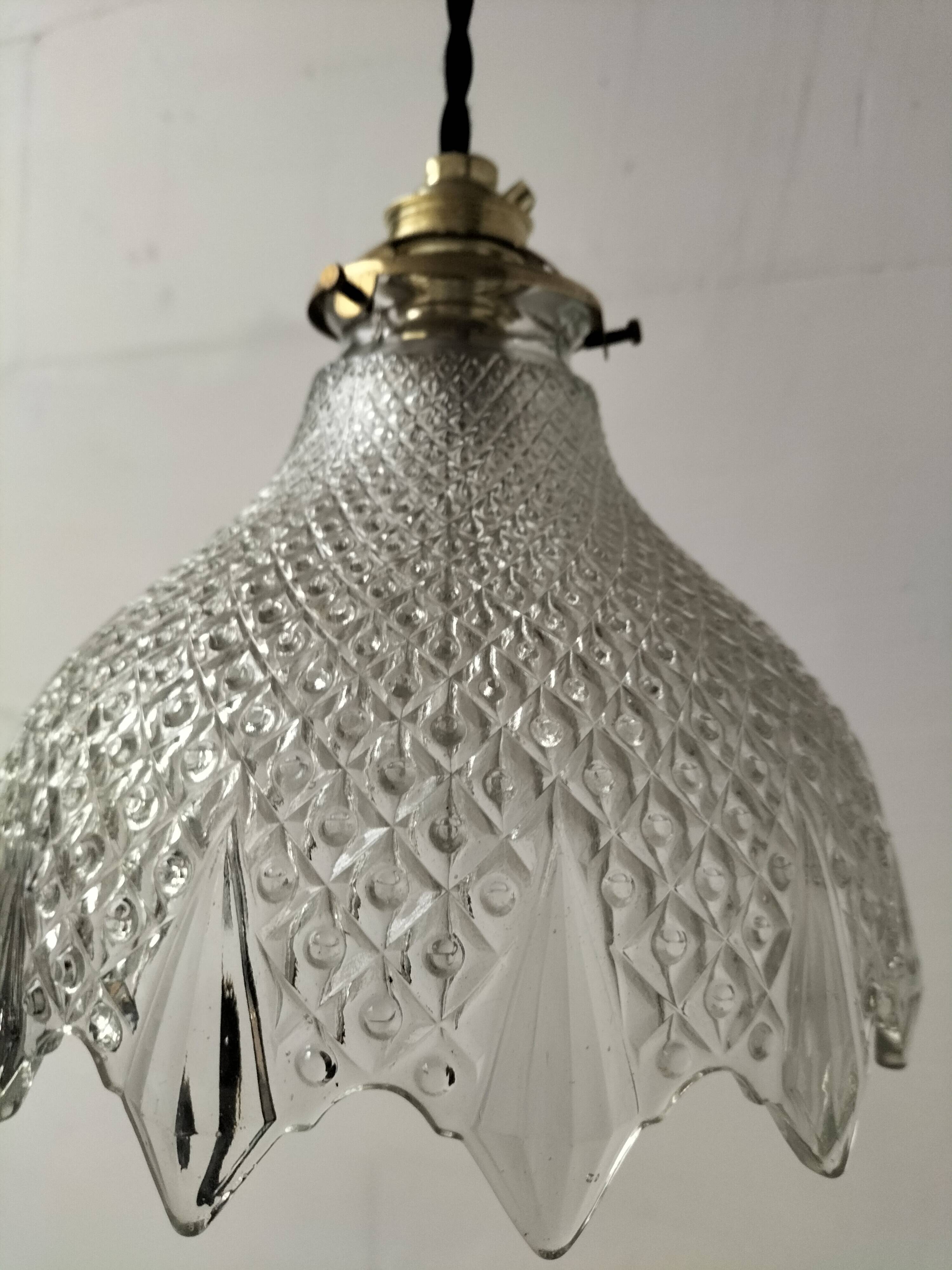 Holophane suspension