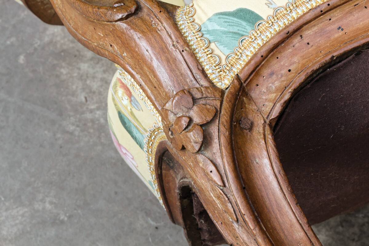 Cabriolet armchair, Louis XV period, 18th century