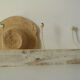Porte manteau murale vintage bois et métal beige