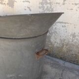 Ancient zinc bathtub 1900 -1m40