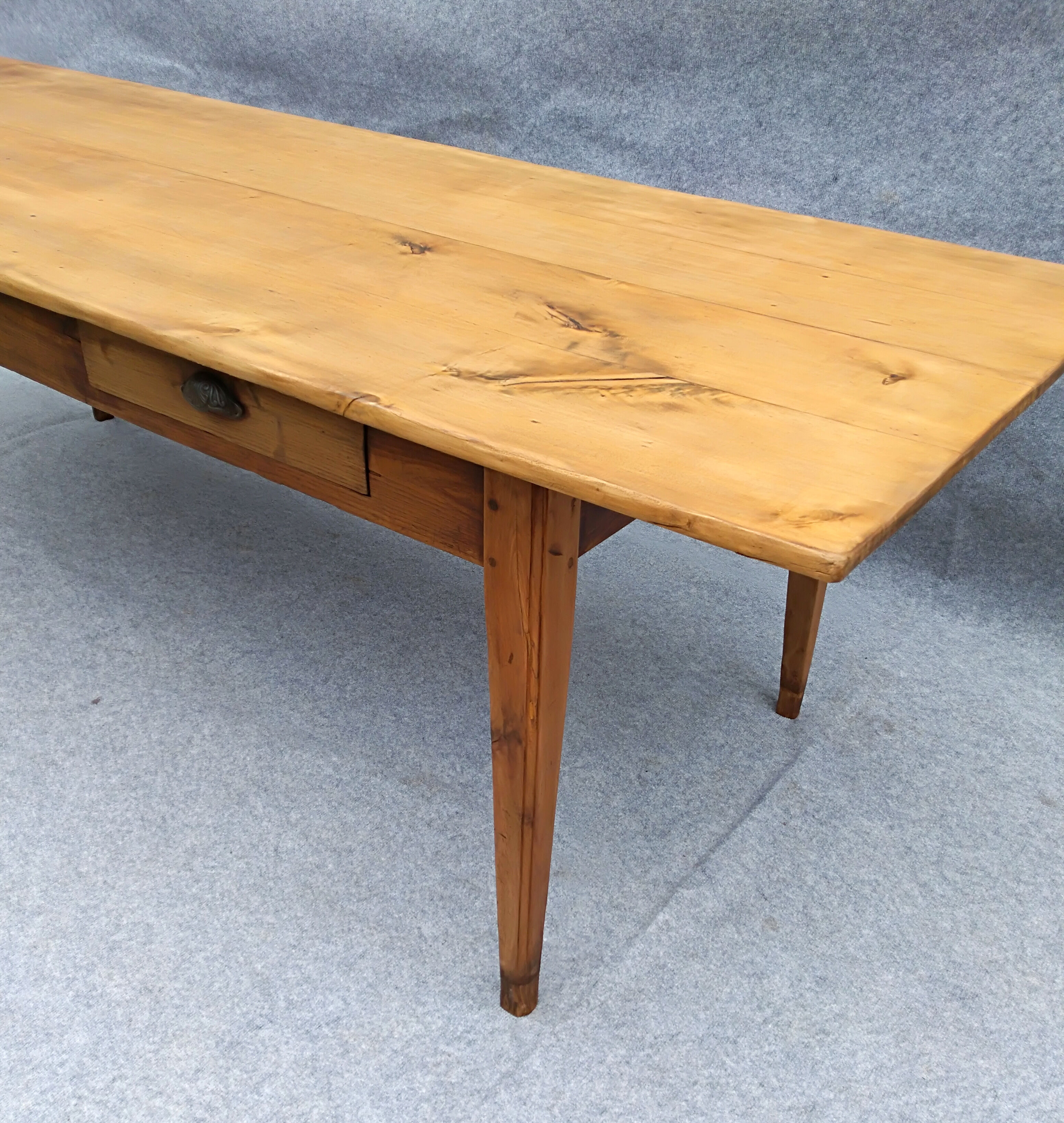 Old farm table 252cm