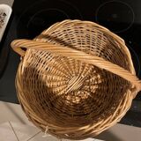 Wicker egg basket