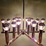 Chrome metal Space Age chandelier, 18 light points, 1970.