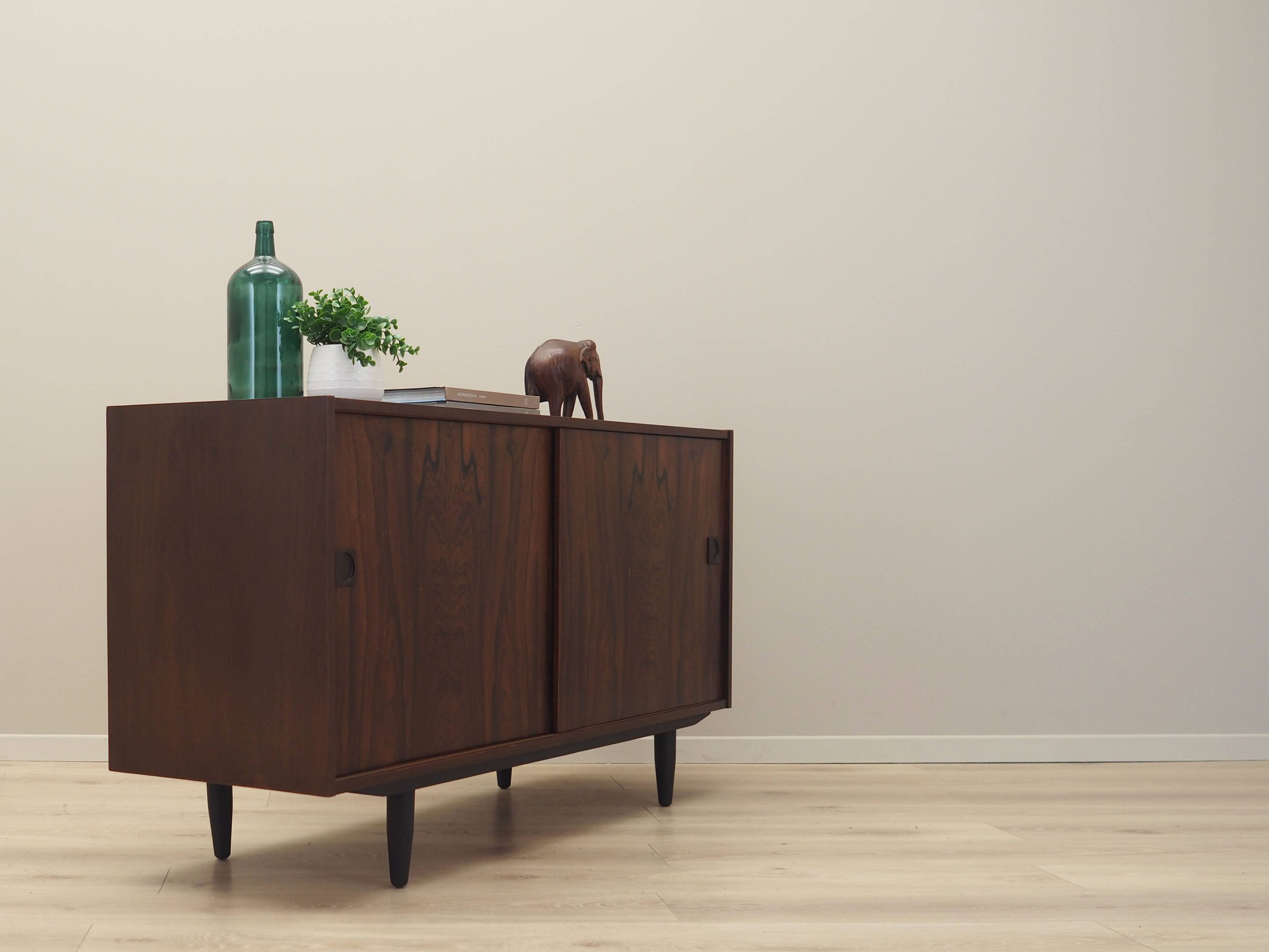Rosewood cabinet, Danish design, 1970s, manufacturer: Farsø Møbelfabrik