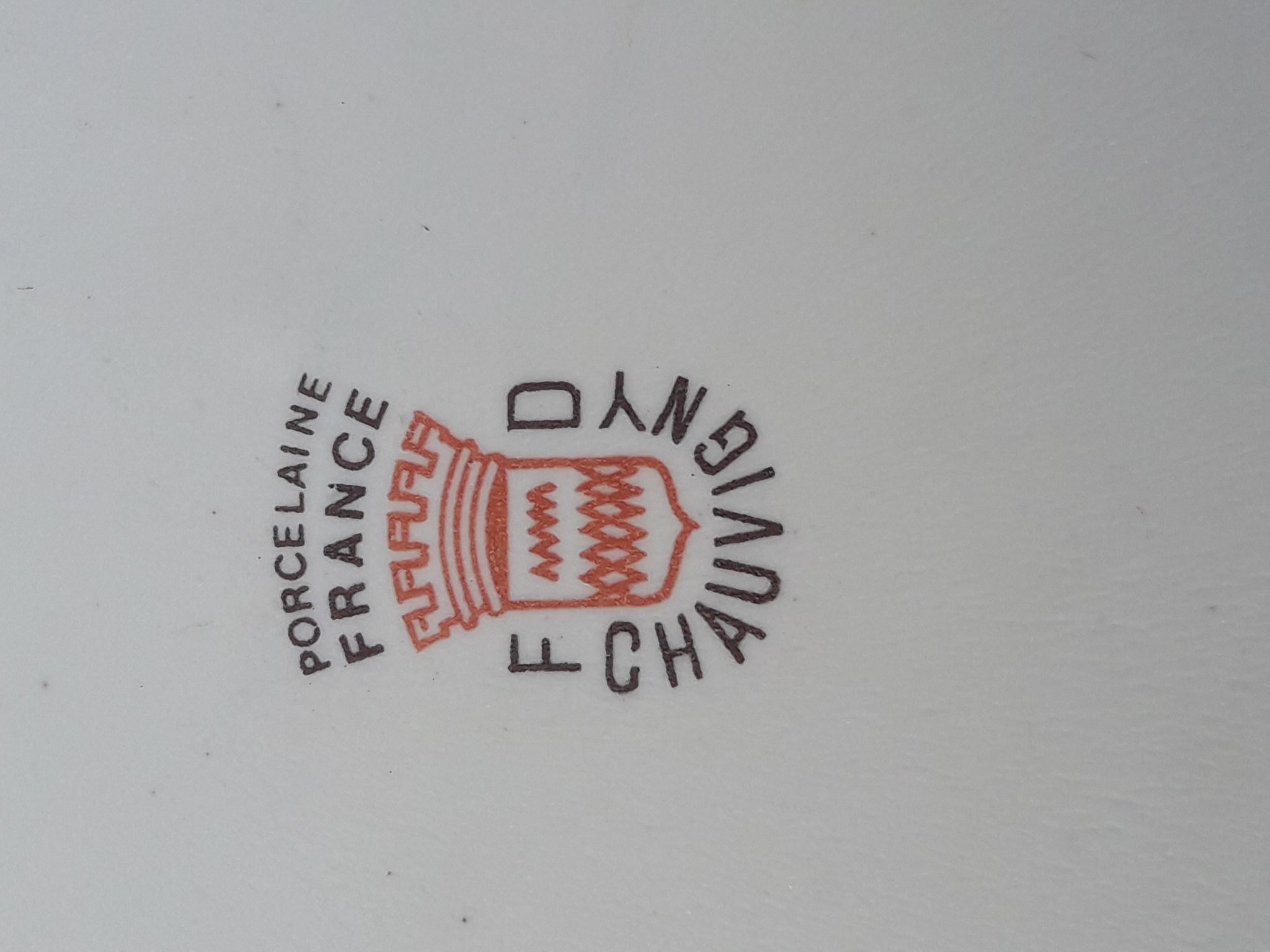 Plat à tarte en porcelaine de Chauvigny Diam 31 cm