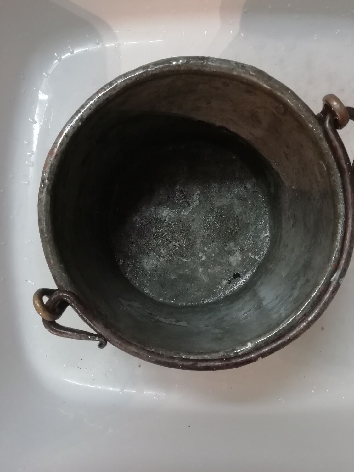 Copper pot