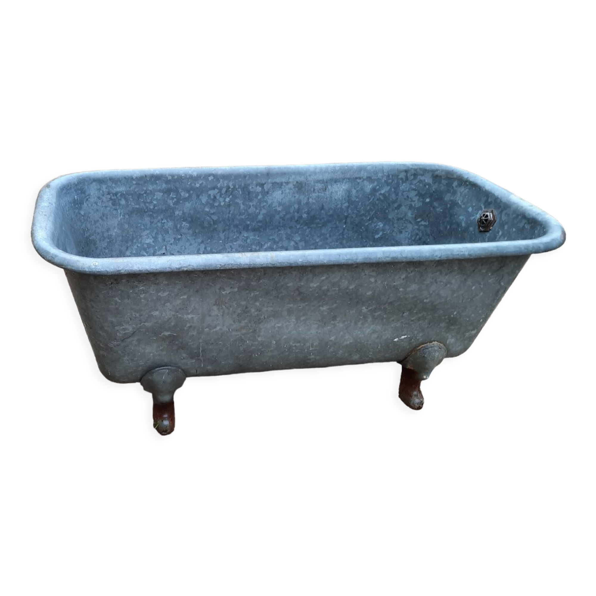 Galva bathtub