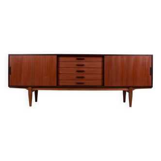 Large Scandinavian teak sideboard - 1970s