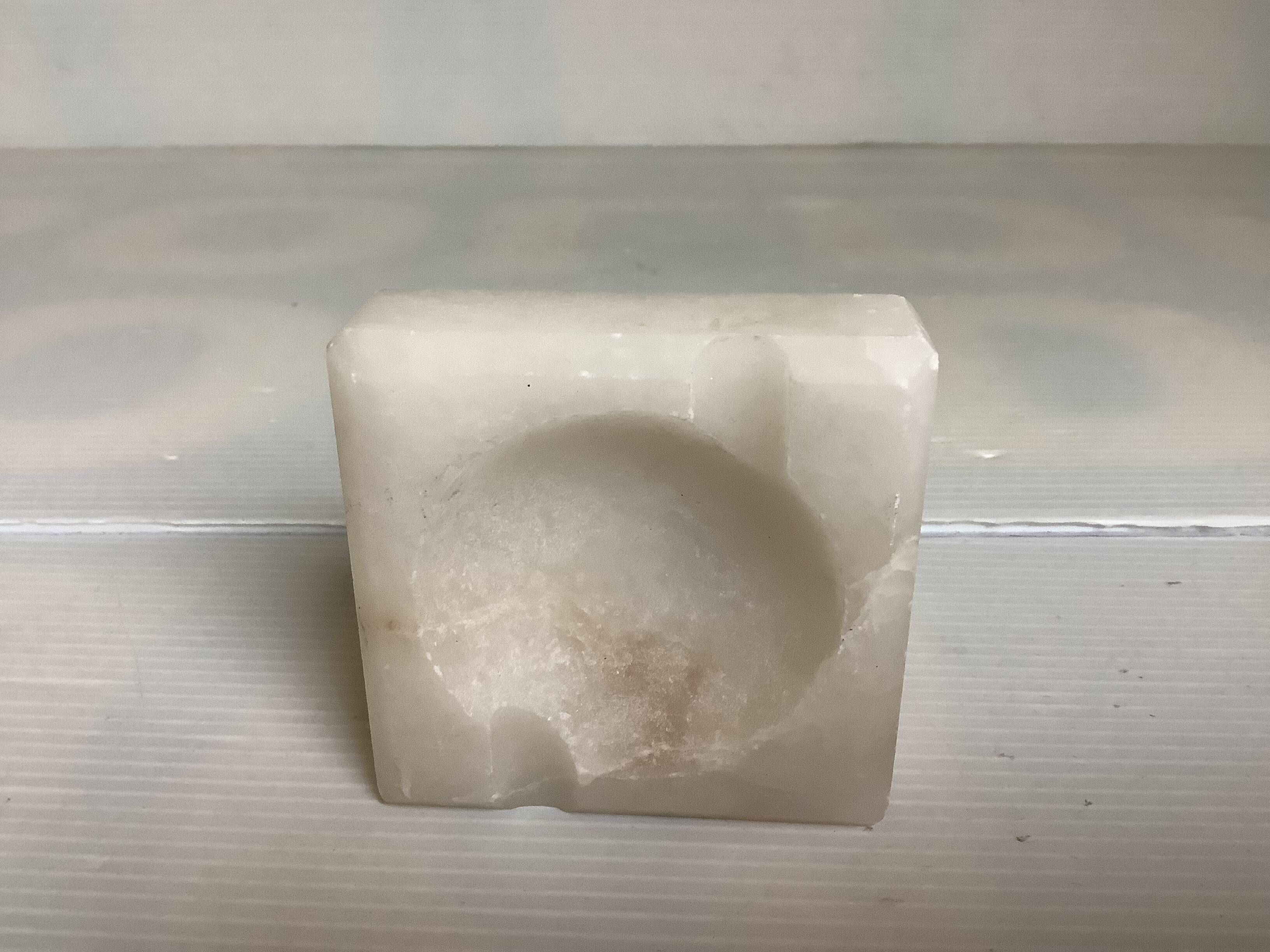 Cendrier individuel en albâtre