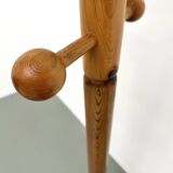 Free-standing coat rack in solid pine, Les Arcs, 1970s