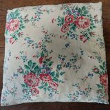 Coussin vintage tissu à fleurs 40 X 45 cm