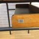 Bureau d'écolier et sa chaise
