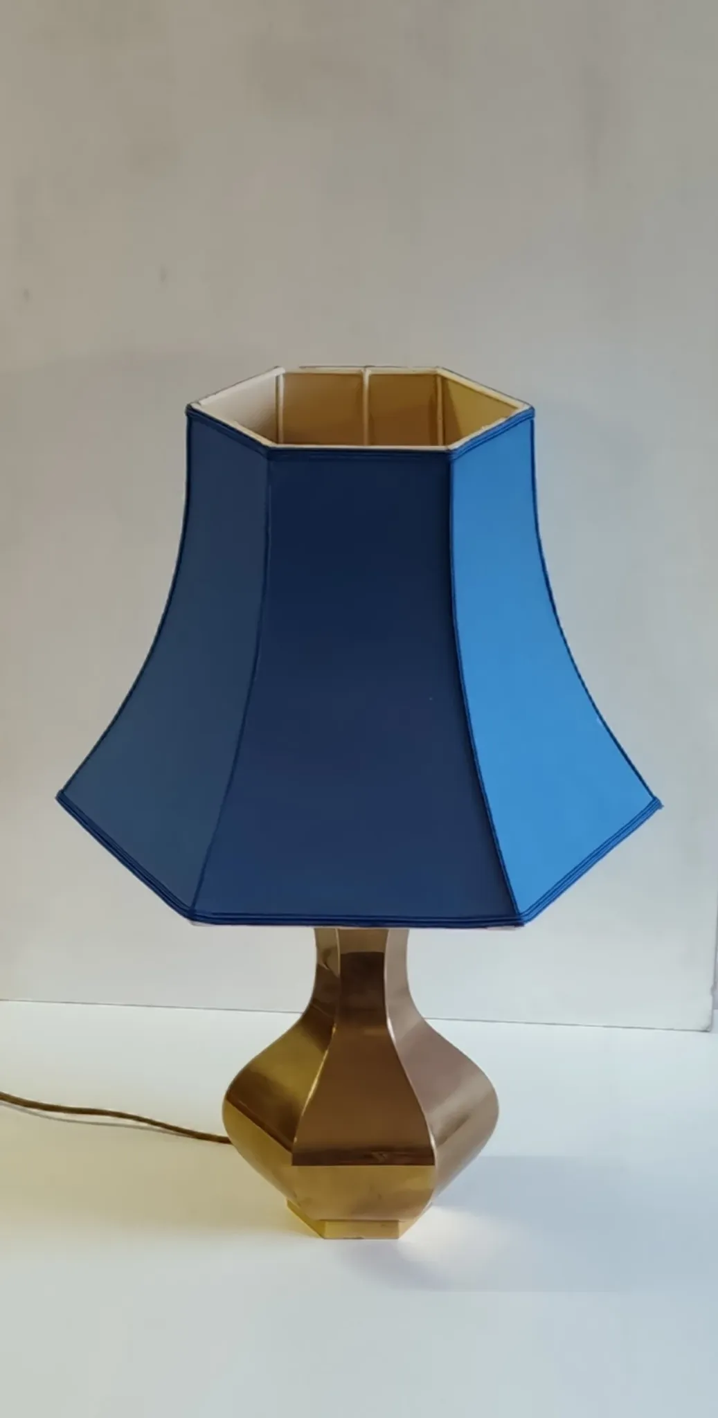 70's design table lamp in gold brass and blue fabric