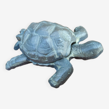 Cendrier tortue en laiton