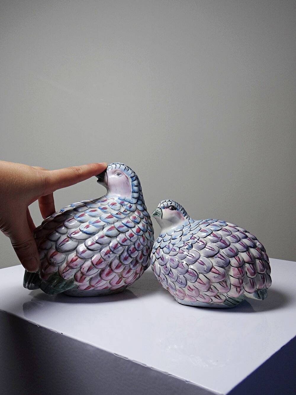 Pair of hand-painted Chinese porcelain quails, 1960s-1970s.