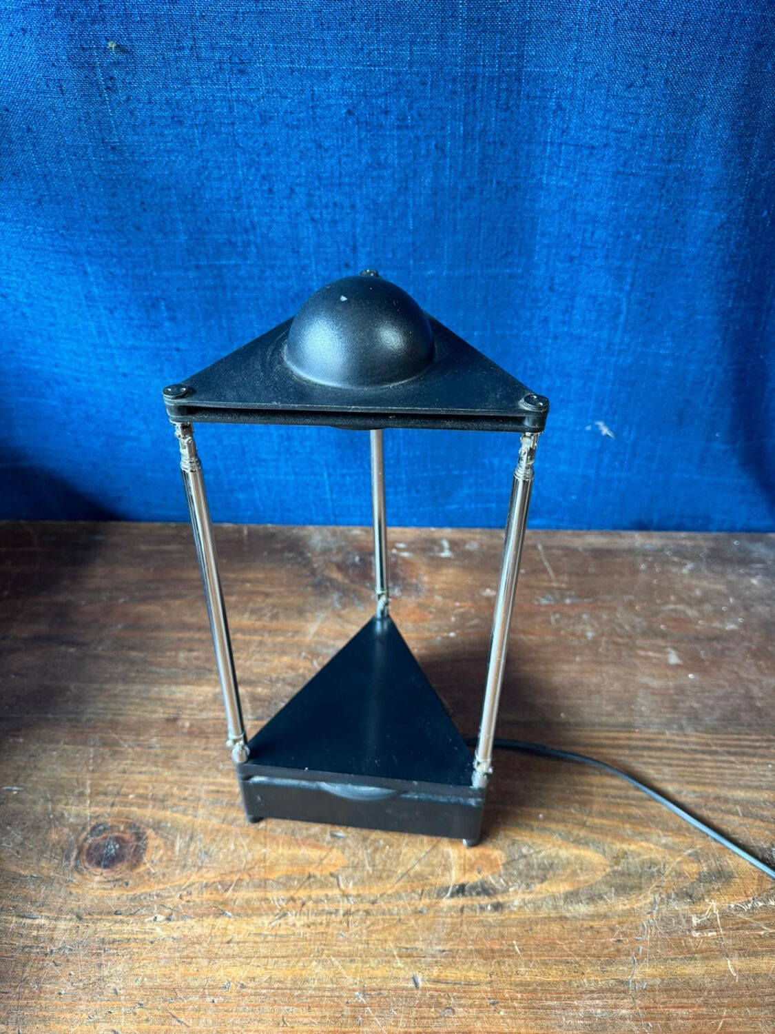 Kandido desk lamp by Ferdinand Alexander Porsche. Luci, Italy.