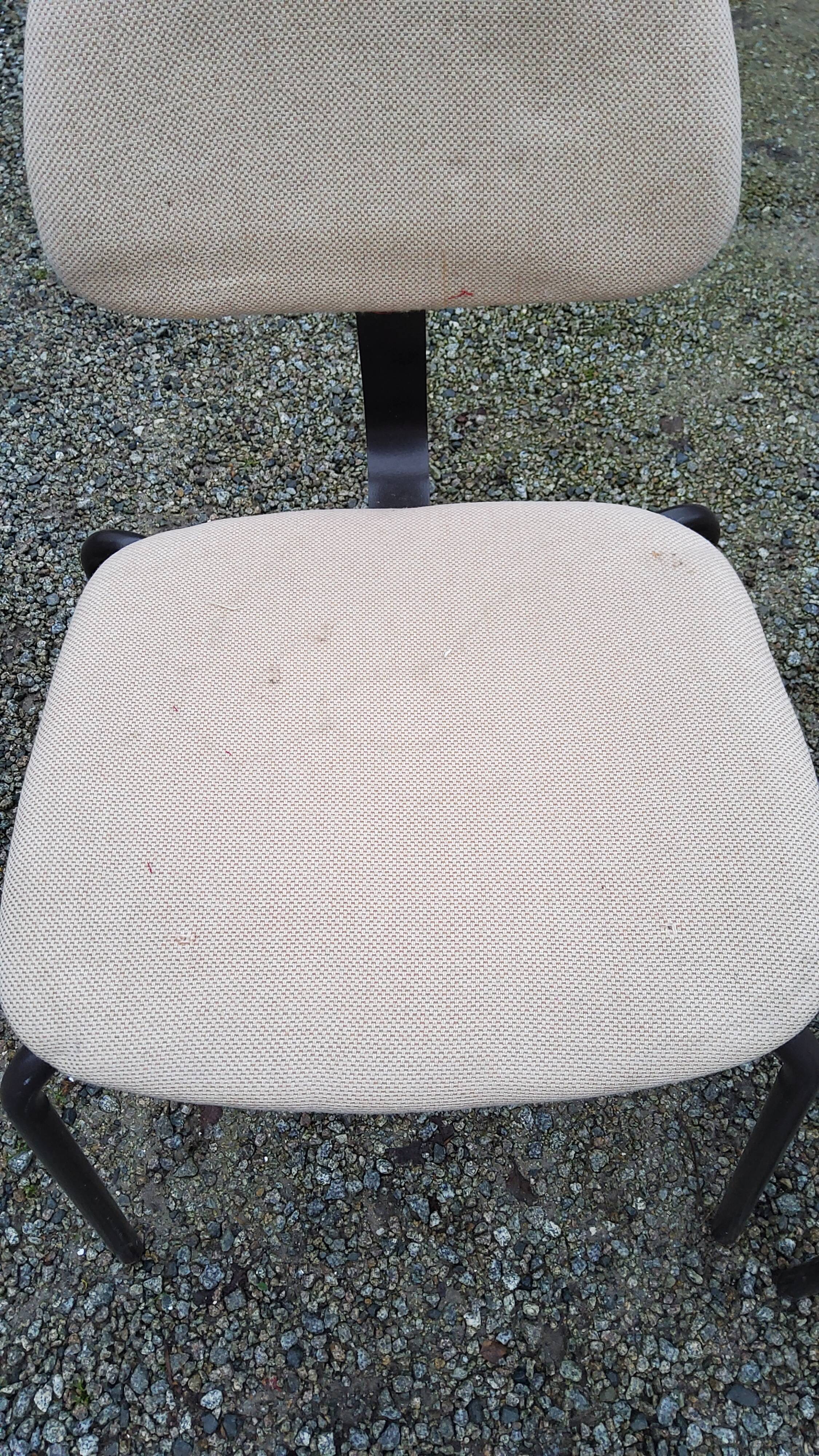 Pair of chairs from the 70s