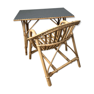 Rattan children's desk