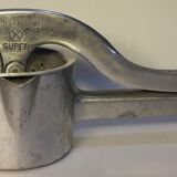 Vintage grapefruit metal citrus press