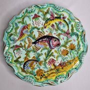 Plat décoratif vintage Cerart Monaco décor poissons céramique signée, 37 cm