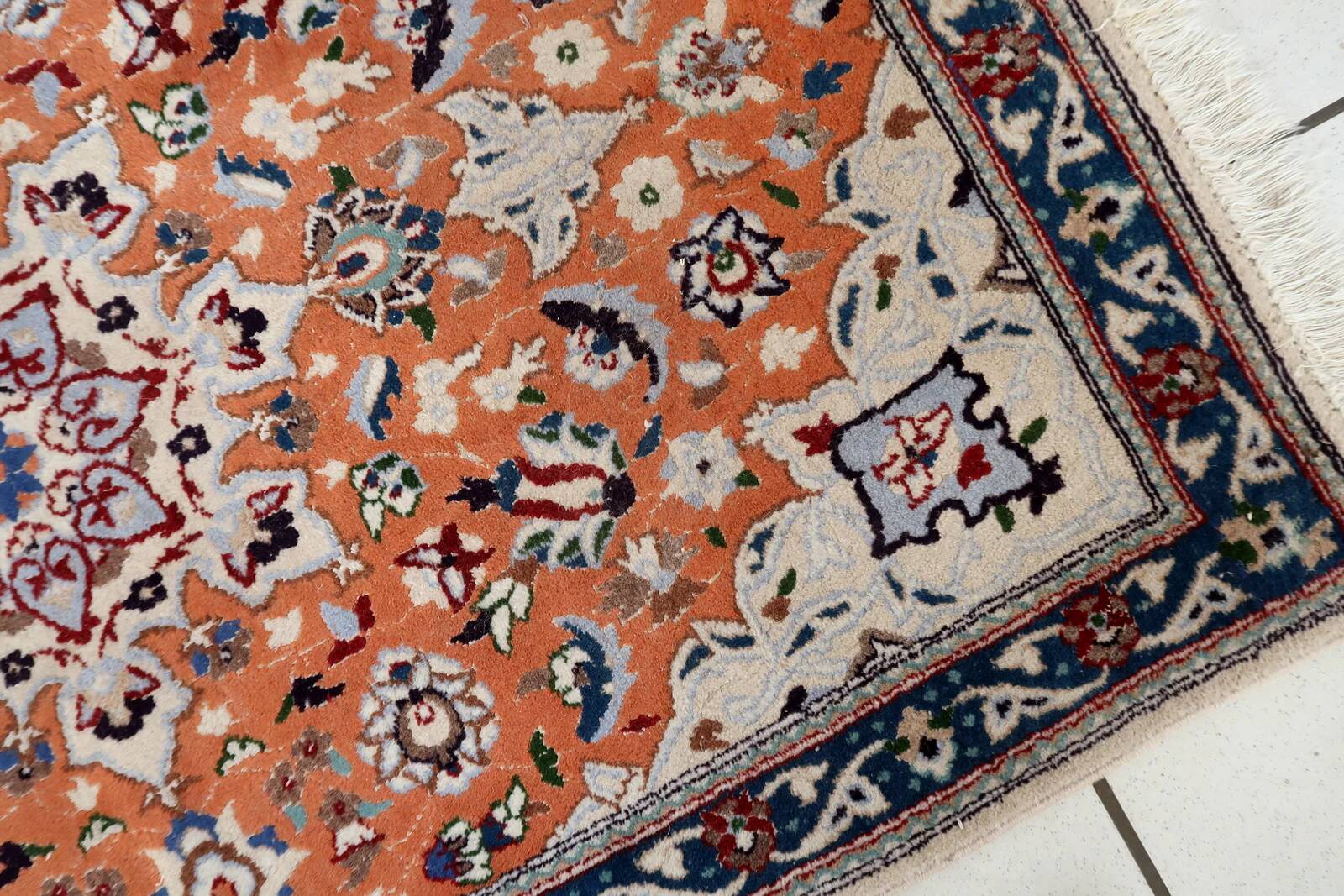 Vintage 1950s Persian Tabriz rug with silk highlights 84cm x 127cm