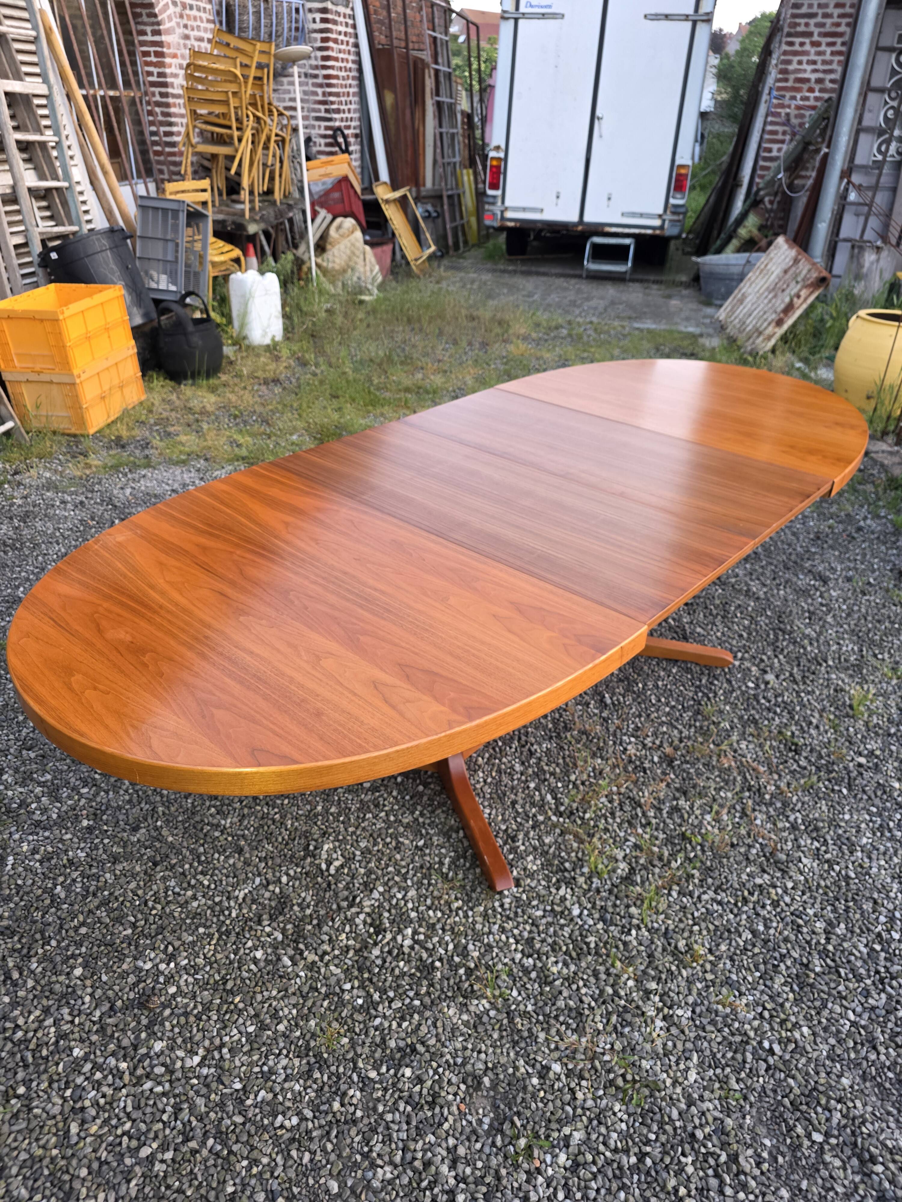 Baumann extendable table in teak from the 1960s (2 extensions)