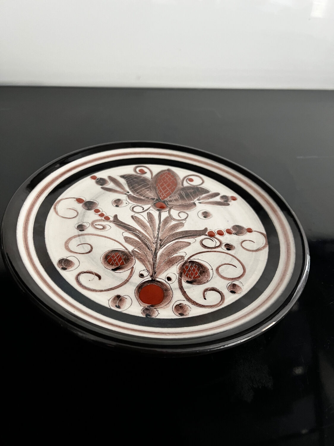 Burkart ceramic wall plate