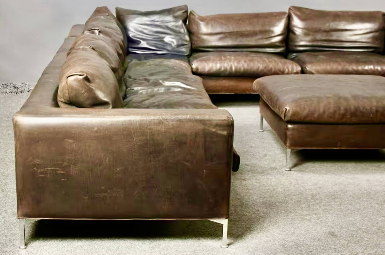 Grand modular leather sofa design for 12 people.