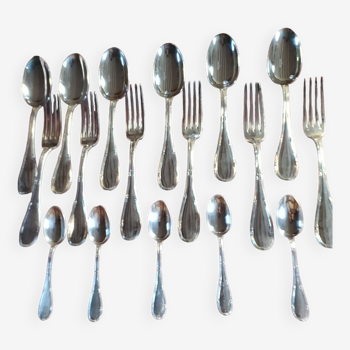 Silvered metal cutlery