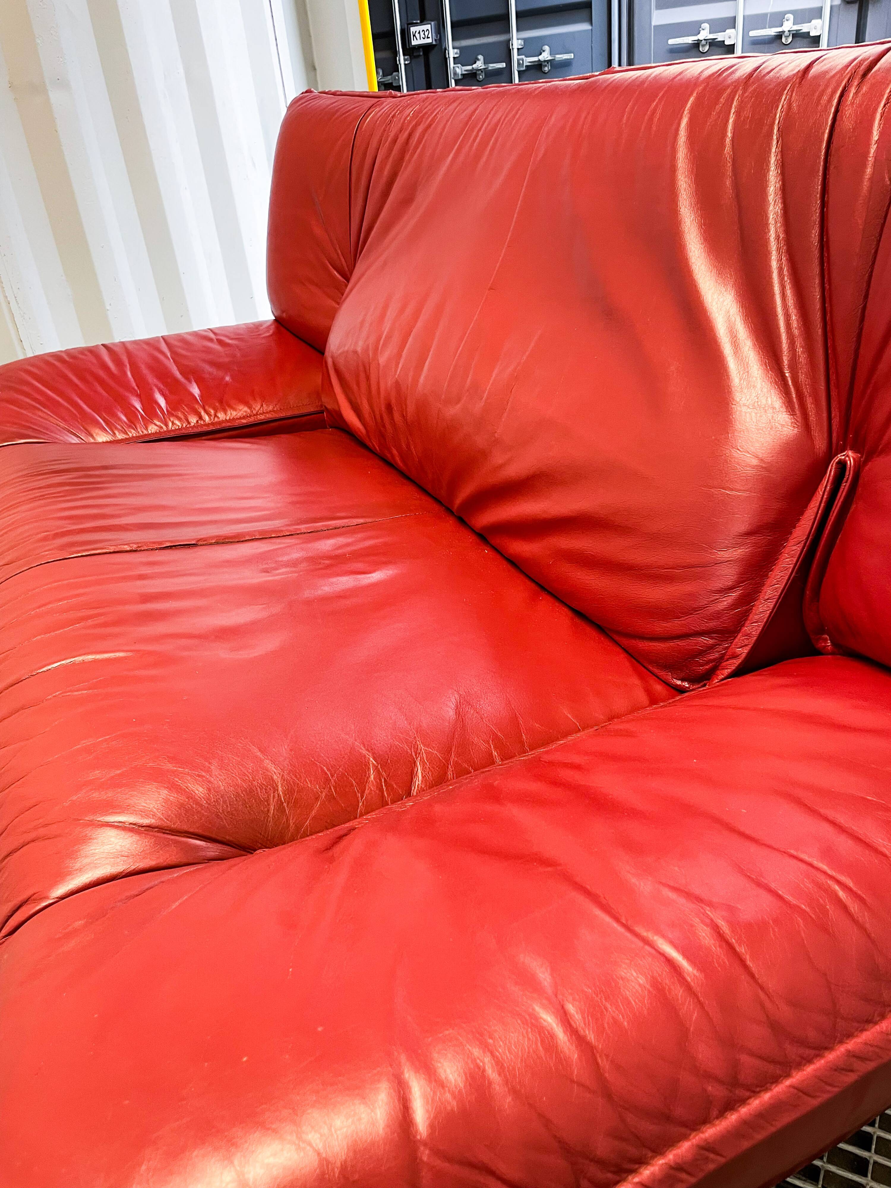 Nicoletti Salotti - 2-seater red leather sofa