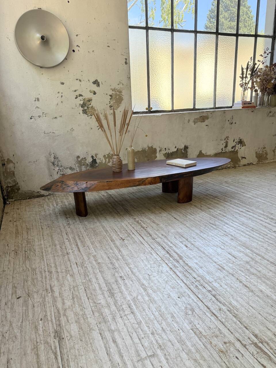 Table basse années 50 plateau bois exotique XXL