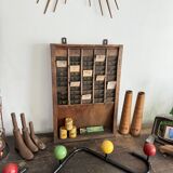 Wall coat rack with 4 wooden balls