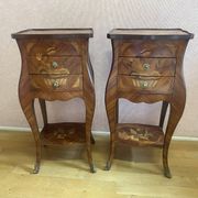 Pair of bedside tables in rosewood veneer on all sides. Louis XV style