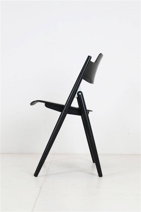 Black Mid Century “SE18” folding chair by Egon Eiermann for Wilde + Spieth