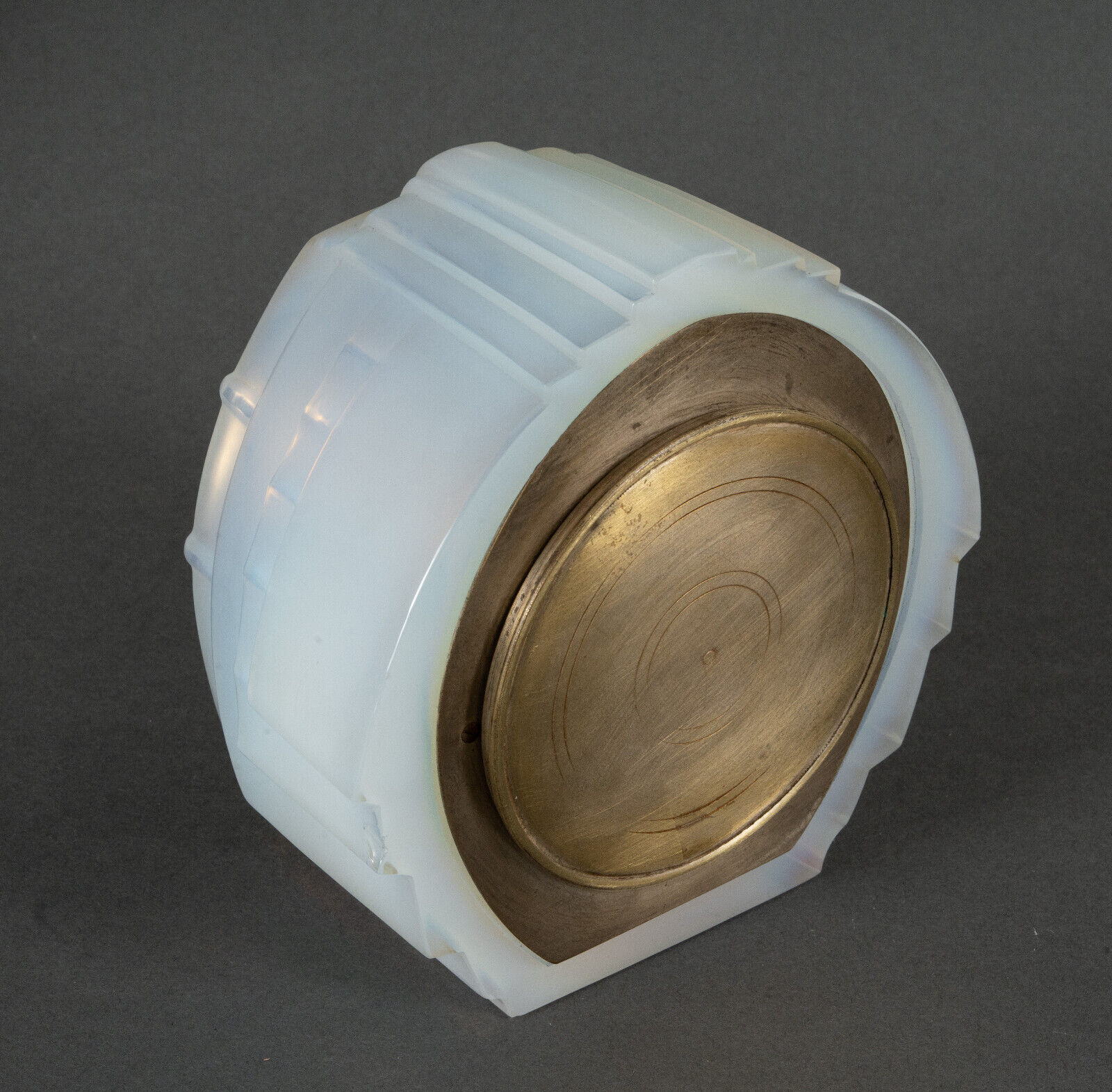 Pendule par Marius Sabino 1930