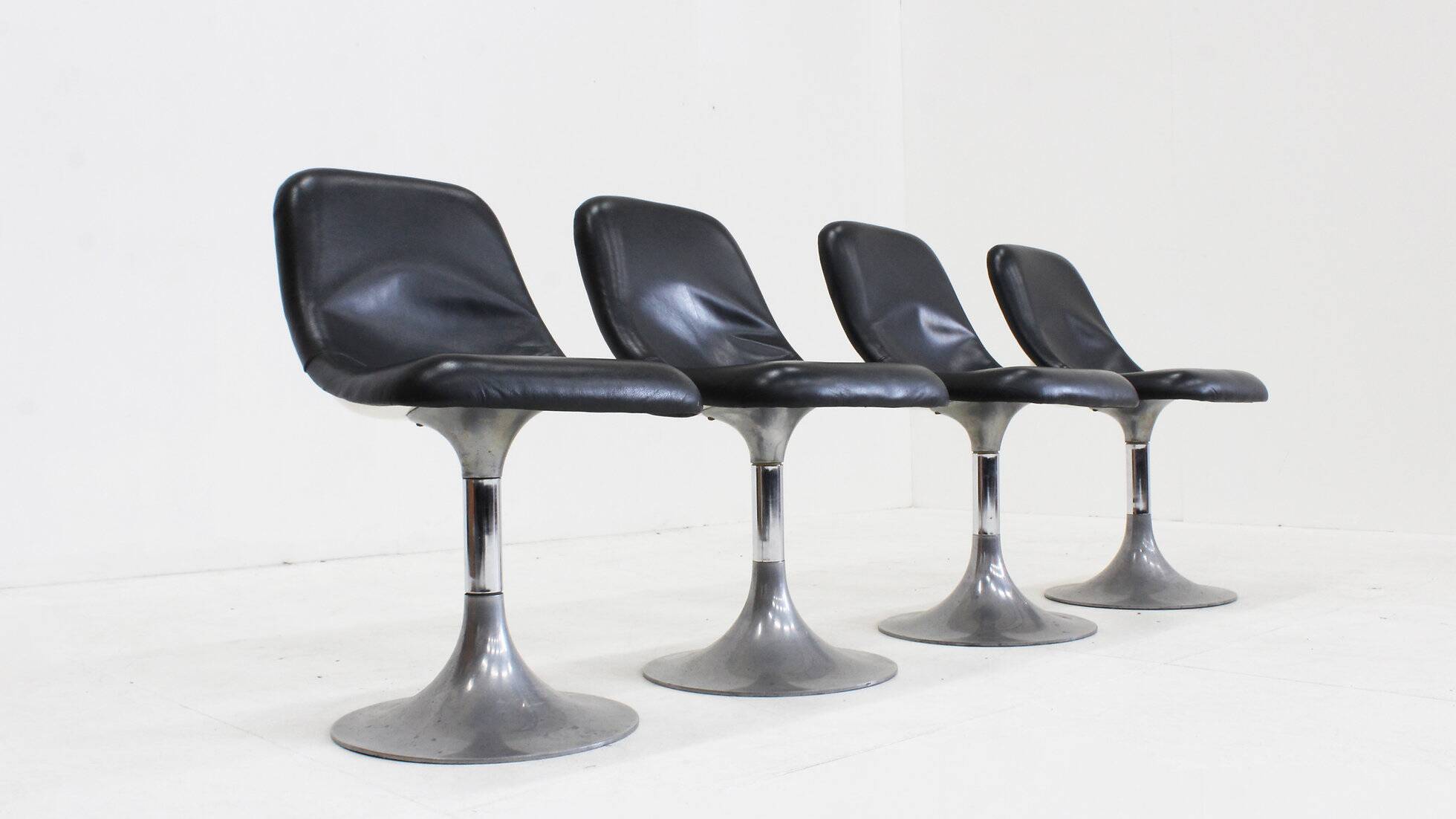 Vintage dining room chairs 1970s
