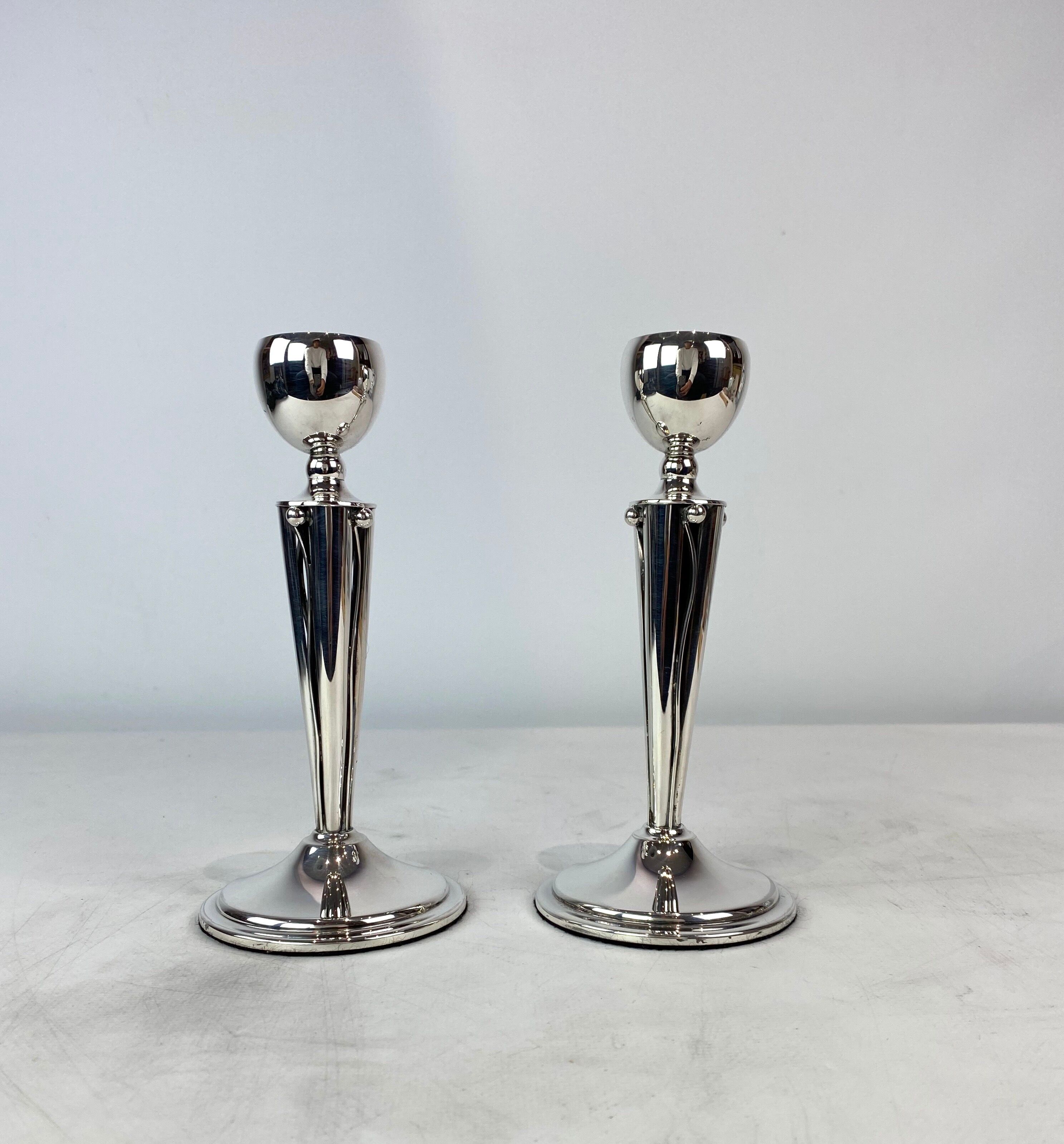 Set of candlesticks of hallmarked silver, 1920s