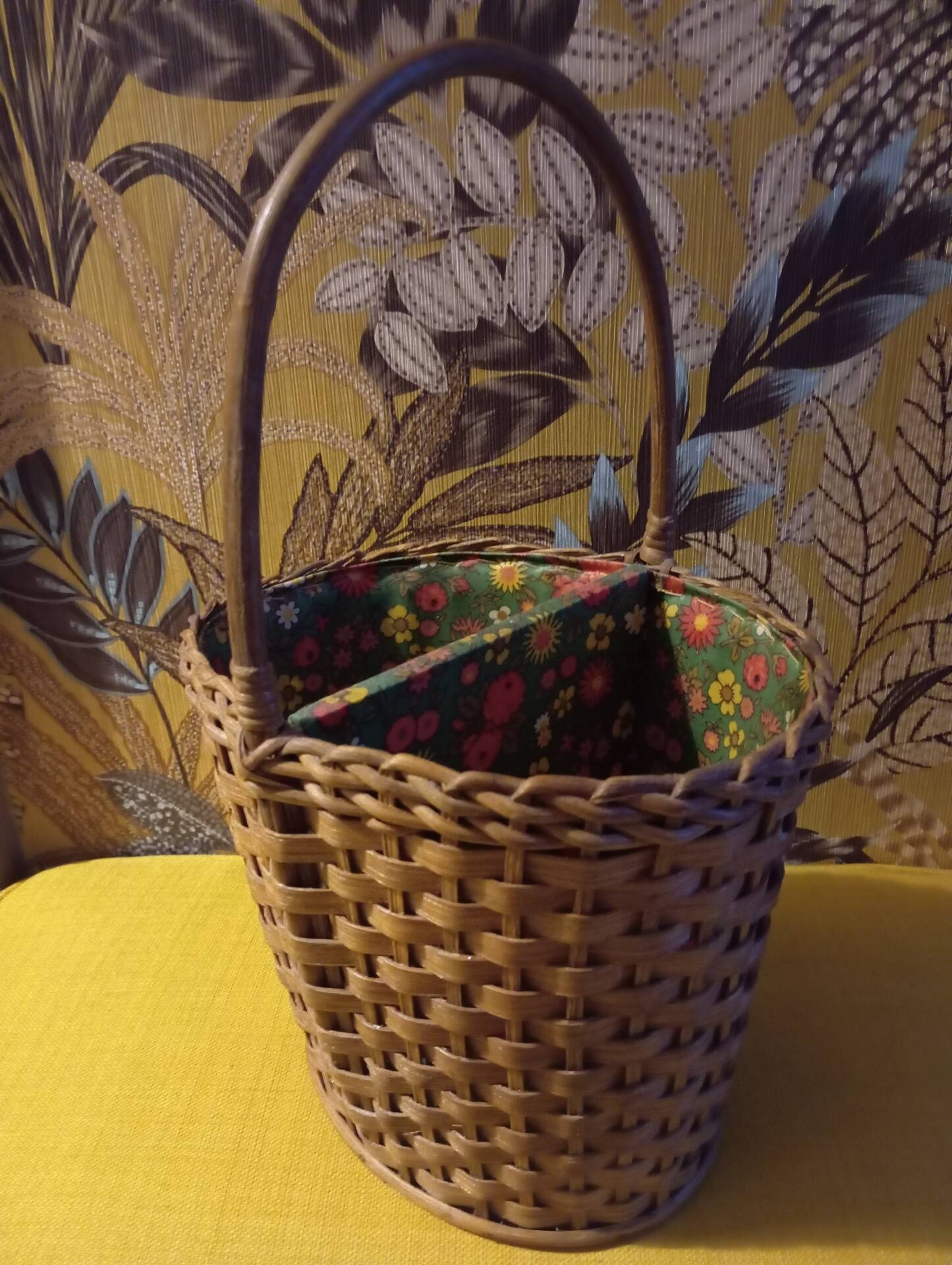 Woven wicker bottle basket. Flower Power. Very good condition.