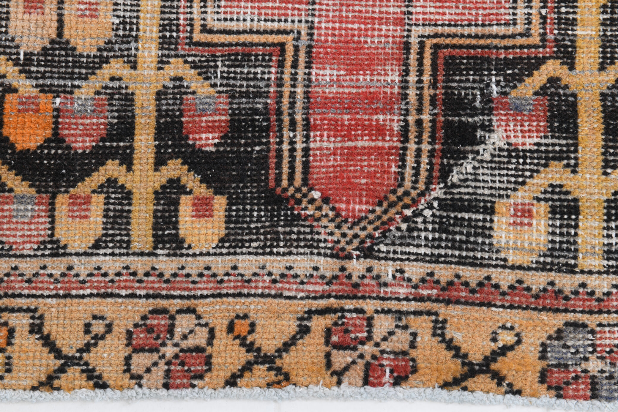 3x6 Distressed Red Oriental Turkish Rug 100x179cm
