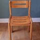 Chaise enfant moderniste