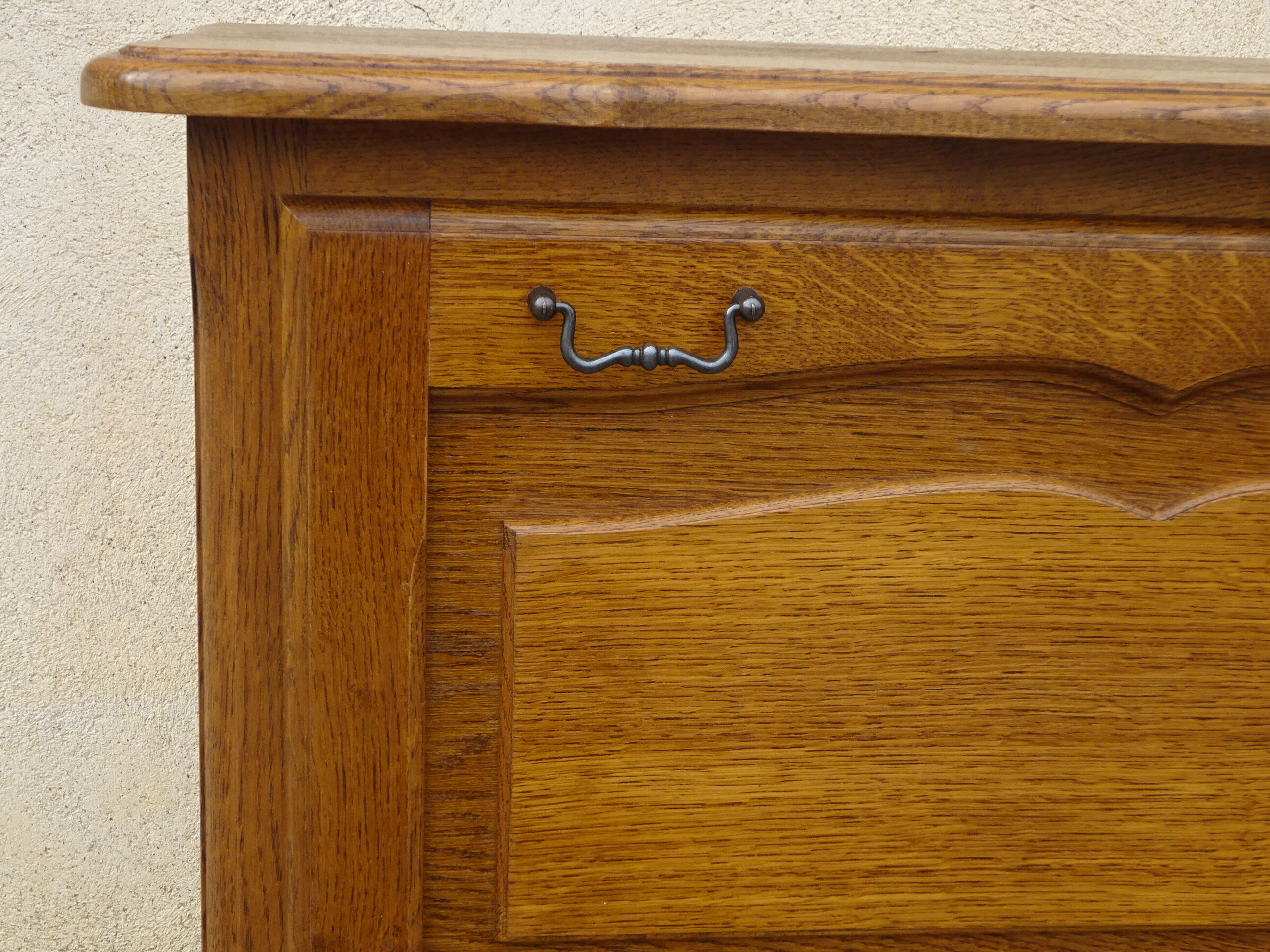 Small oak buffet in Louis XV style