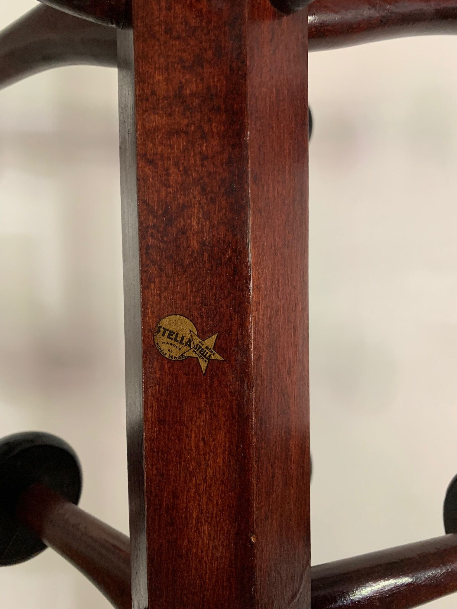 Vintage stella coat rack with rotating head