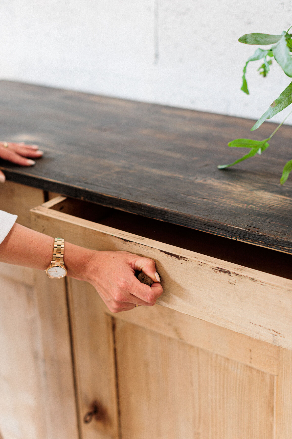 Parisian buffet in raw wood "peach"