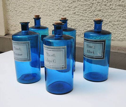 Old Blue Glass Apothecary Jar - Tinct: Cinamm