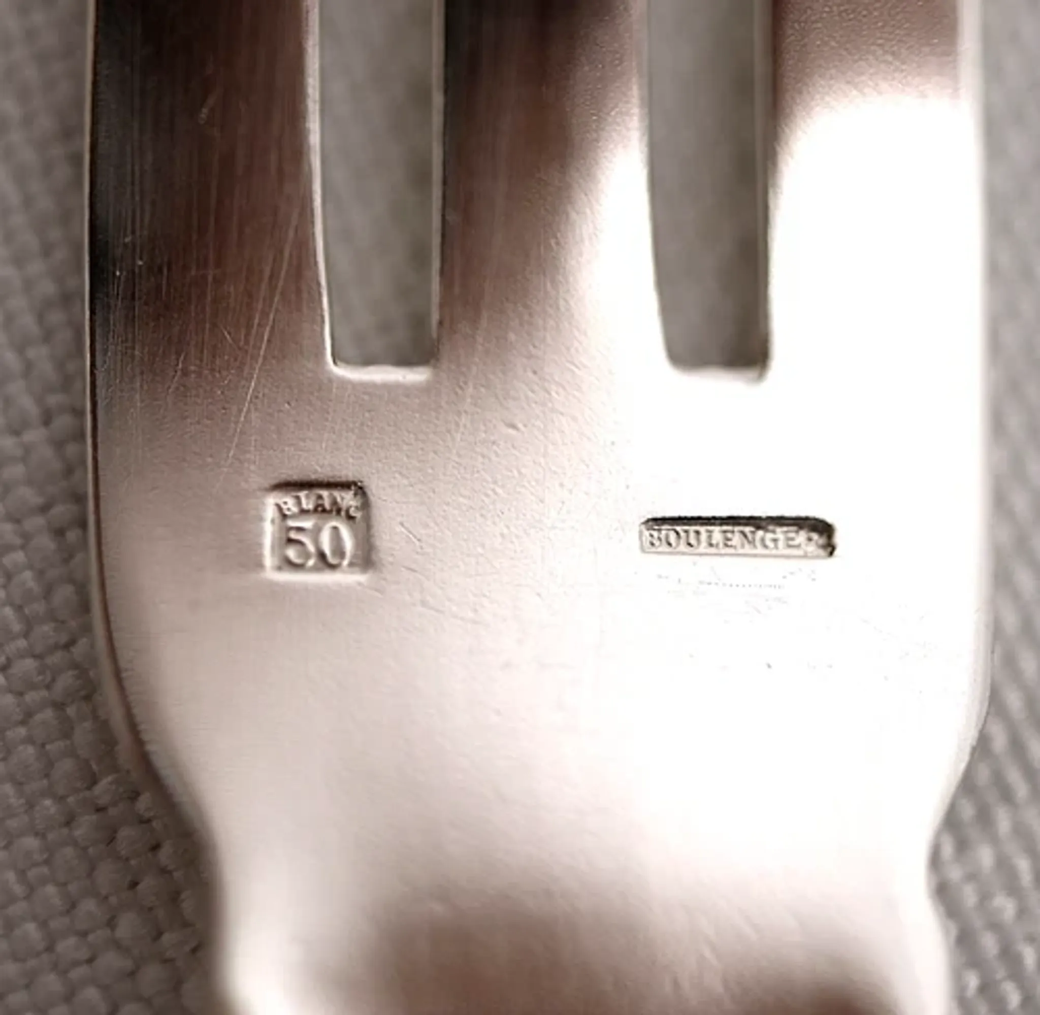 Boulenger Godrons 10 fish cutlery sets, 20 pieces silver-plated metal in excellent condition.