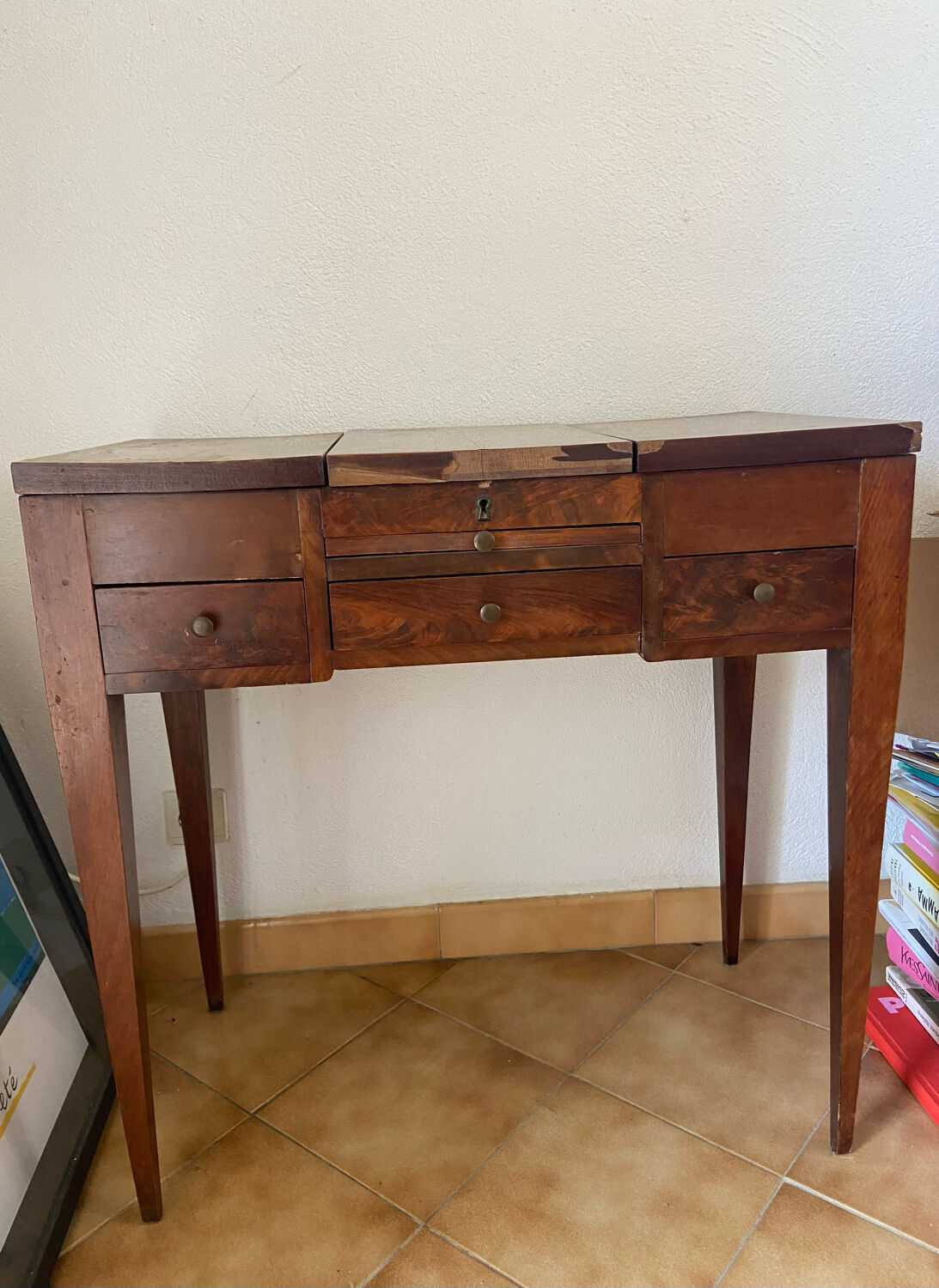 Coiffeuse d’homme en acajou Louis XVI