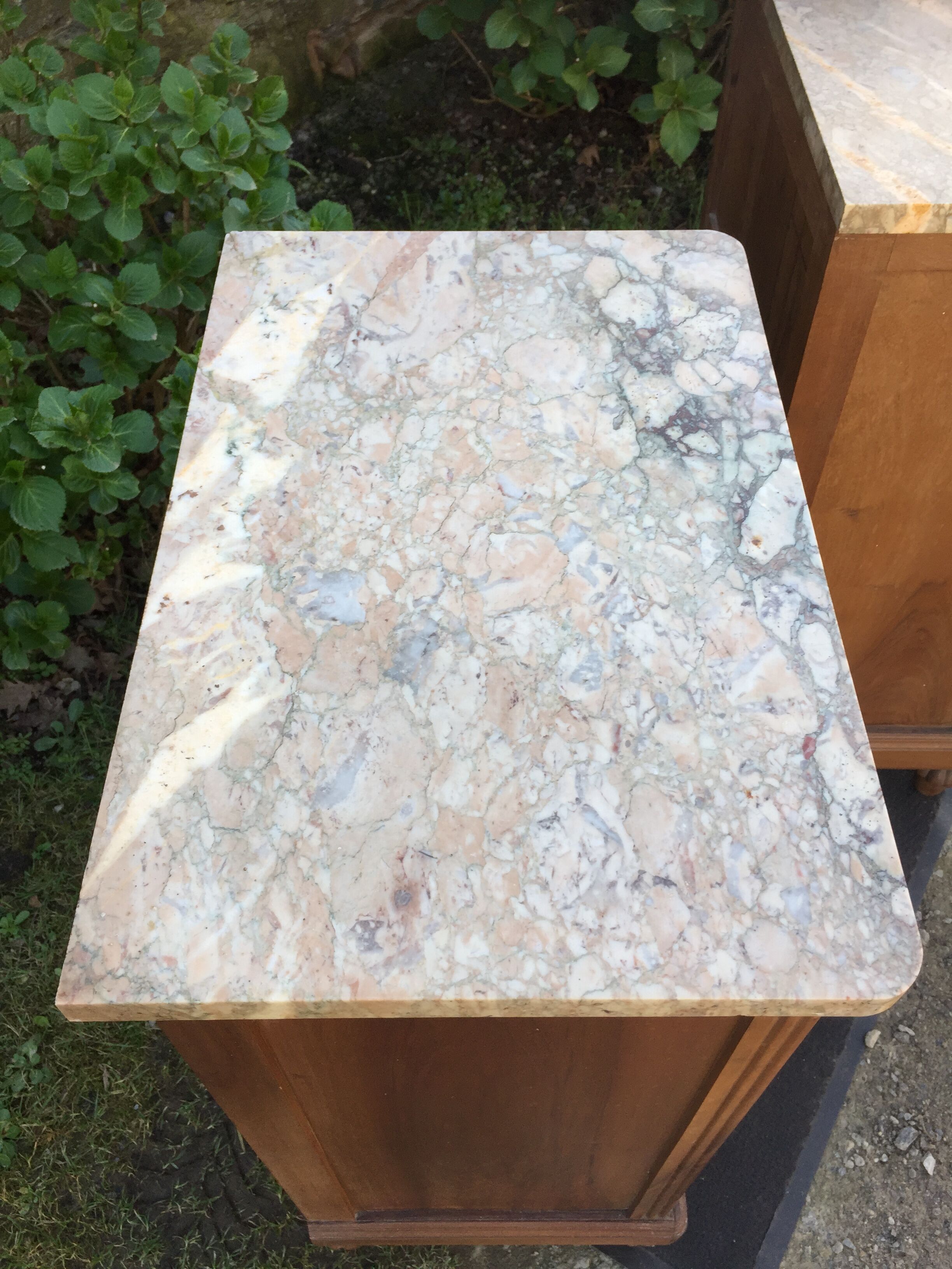 Tables de chevets vintage art deco en noyer